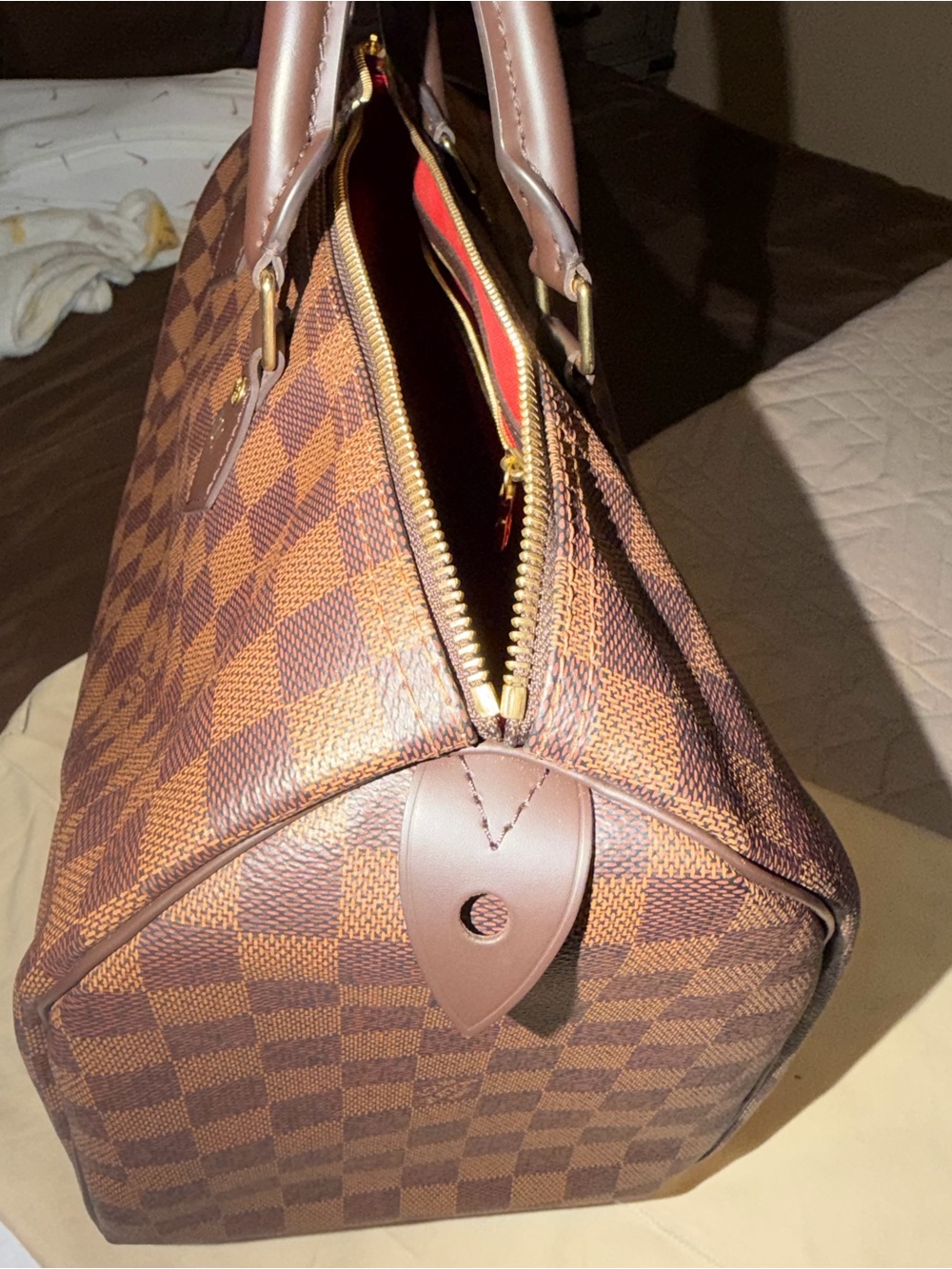 Louis Vuitton Speedy 35 Damier Ebene with Red Interior - Picture 10 of 11